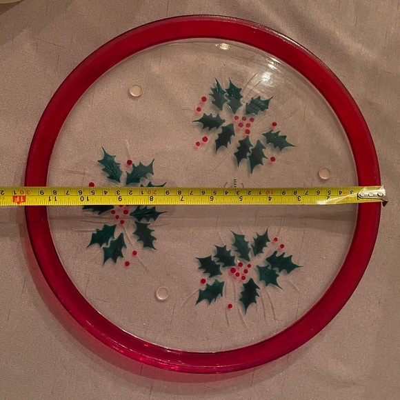 Gorham "Festive Holly" 11" Round Glass Plate 11 7/8" diameter, GUC - Picture 4 of 9